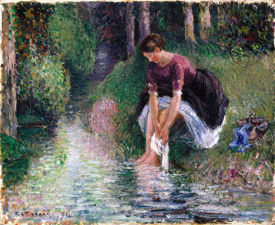 Camille Pissarro - Kobieta myjąca stopy w strumieniu